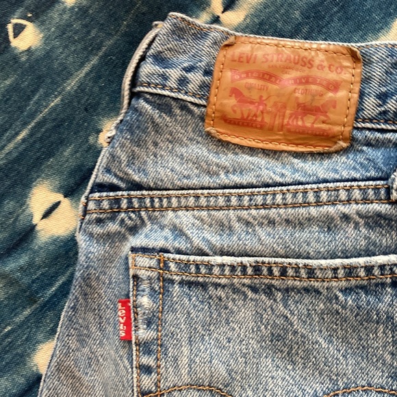 Distressed Levi’s - Picture 3 of 8